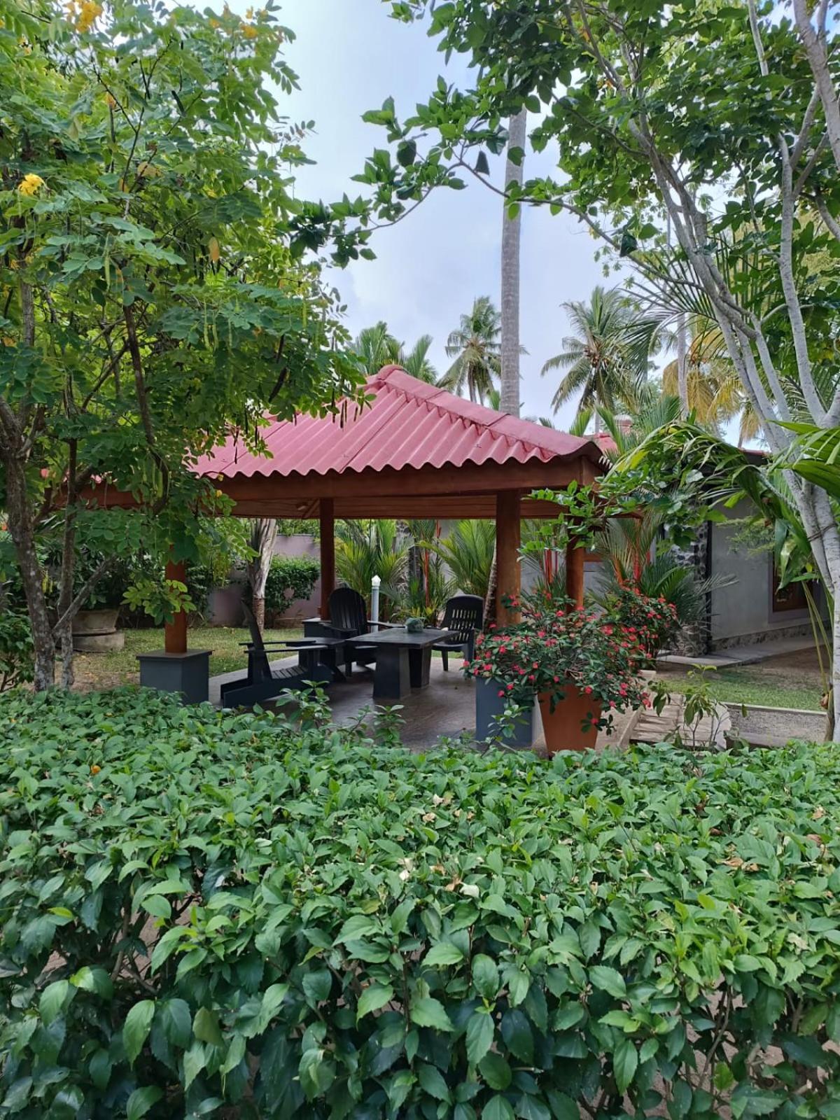 Avalon Village Resort Індурува Екстер'єр фото